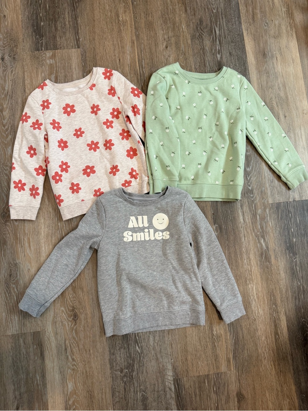 Lot of 3 Sweatshirts Cat and Jack 5T